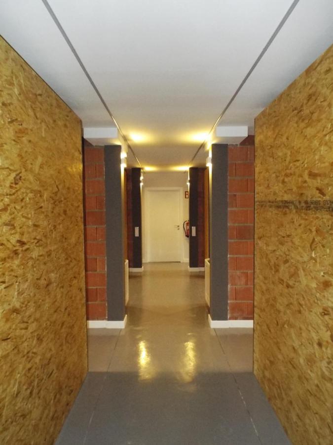 Albergue Santiago 15 Monforte مونفورتي دي ليموس المظهر الخارجي الصورة