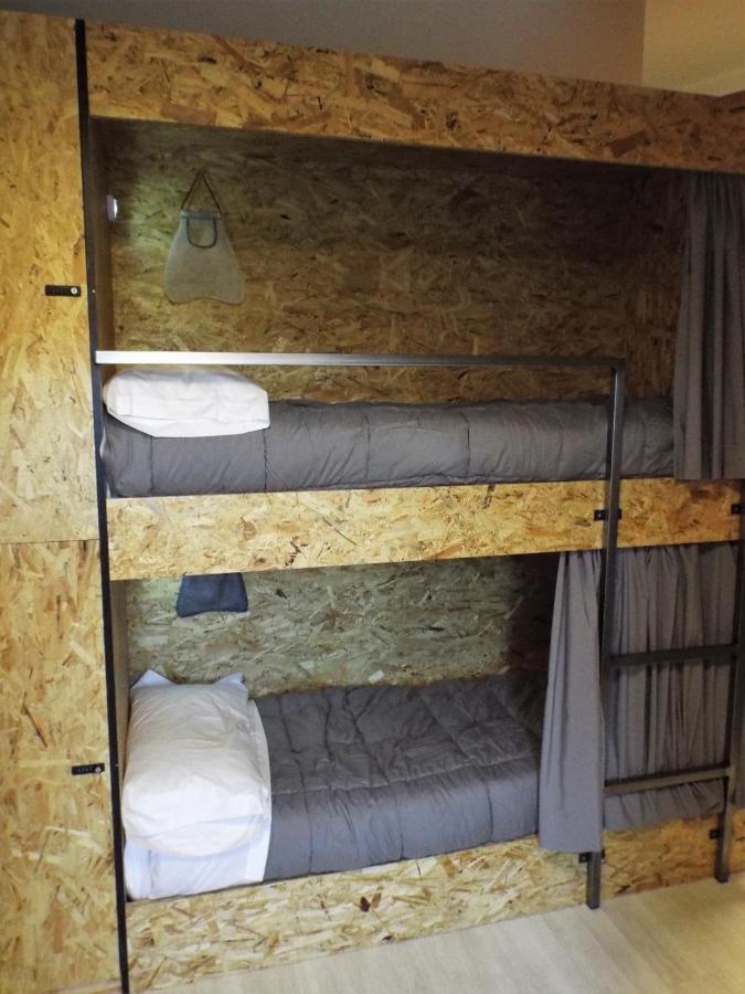 Albergue Santiago 15 Monforte مونفورتي دي ليموس المظهر الخارجي الصورة