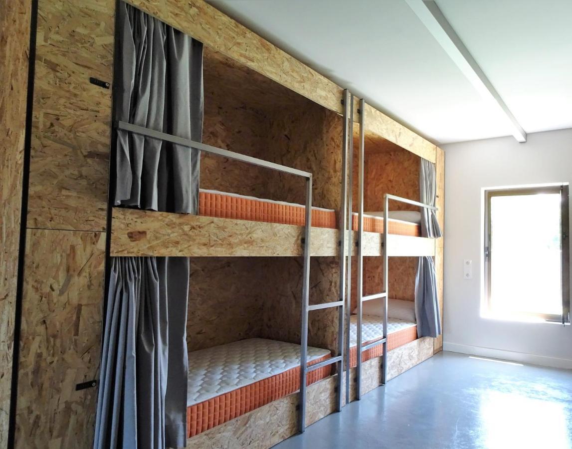 Albergue Santiago 15 Monforte مونفورتي دي ليموس المظهر الخارجي الصورة