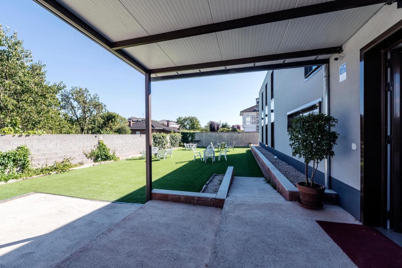 Albergue Santiago 15 Monforte مونفورتي دي ليموس المظهر الخارجي الصورة