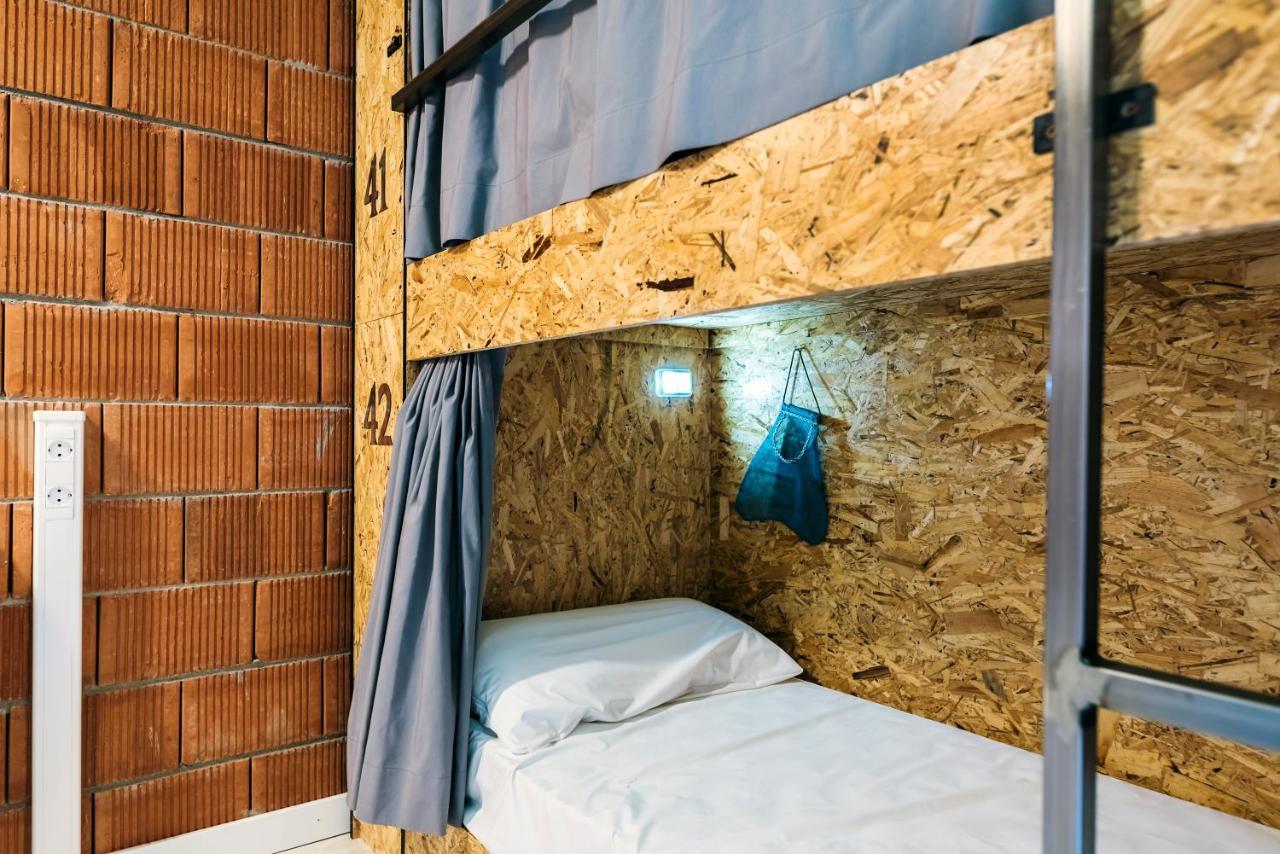 Albergue Santiago 15 Monforte مونفورتي دي ليموس المظهر الخارجي الصورة